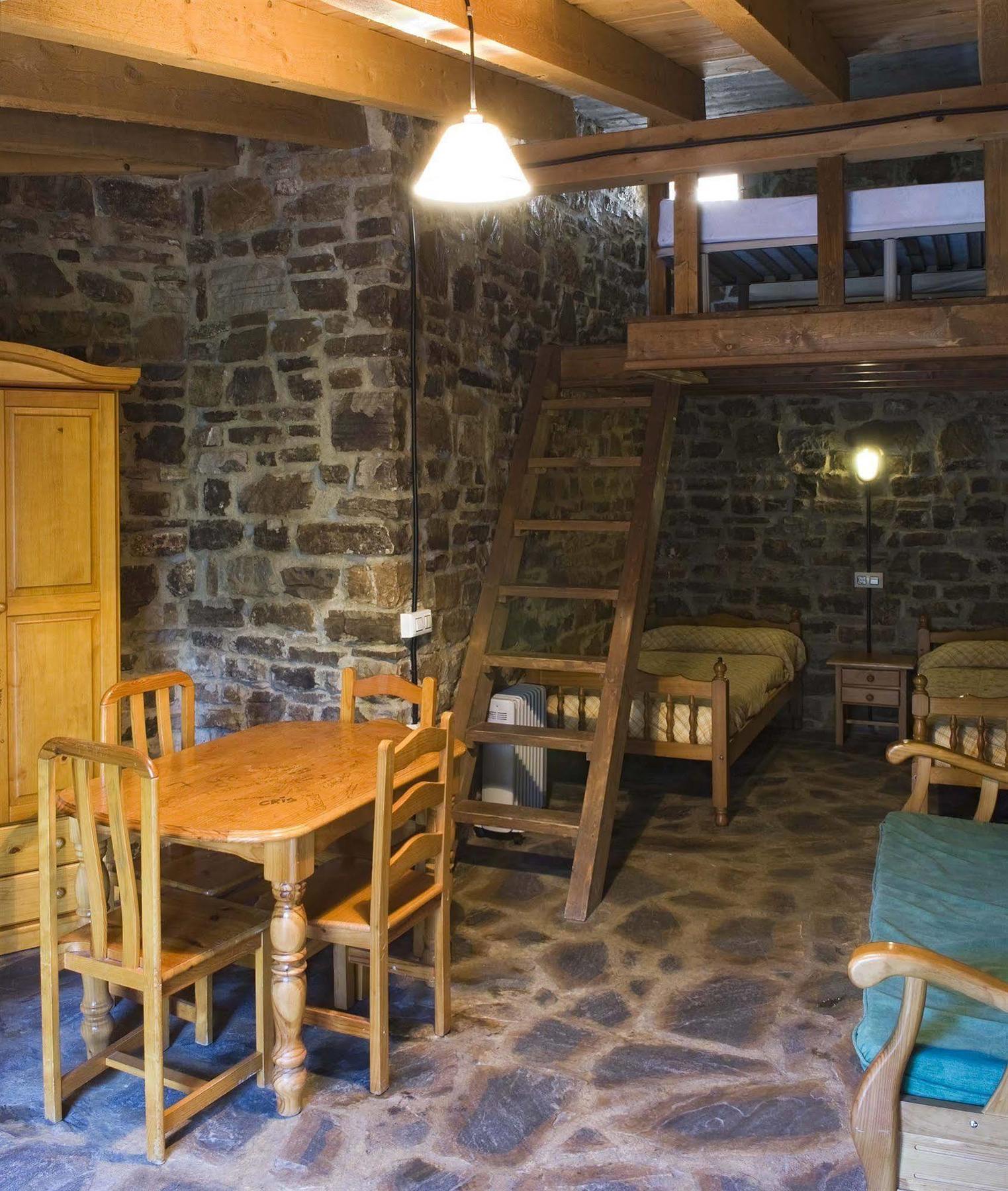 Albergue Inturjoven Cortes De La Frontera Exteriör bild